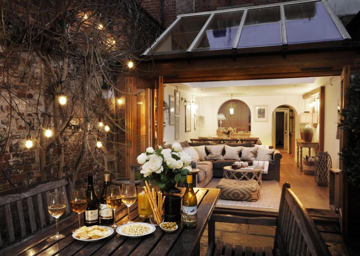 Dolls House - Luxury Townhouse *sleeps 10* Holiday home Henley-on-Thames